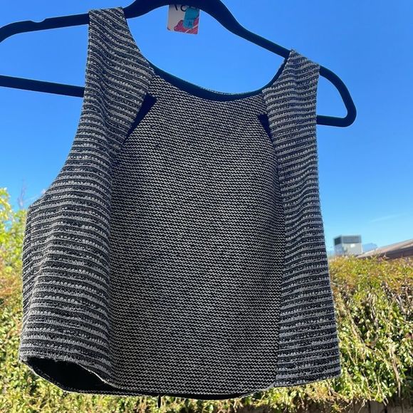 #37 Grey & Black Tweed Glitter Weave Sleeveless Crew Neck Cut-Out Crop Top - Picture 5 of 5